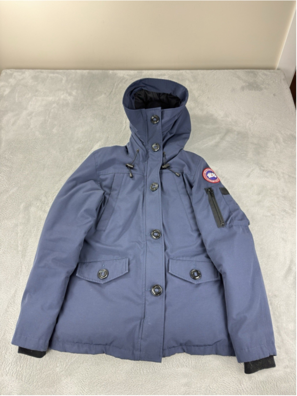 Canada Goose Women's Size XS Blue Montebello Parka Jacket 2530JL Japanese Fit